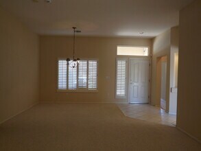 10409 Sea Palms Ave in Las Vegas, NV - Building Photo - Building Photo