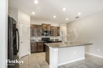 9628 Sage Creek Dr in Riverview, FL - Building Photo - Building Photo