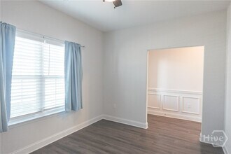 347 Coconut Dr in Bloomingdale, GA - Foto de edificio - Building Photo