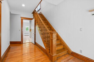 59 Oak St in Harrison, NY - Building Photo - Building Photo