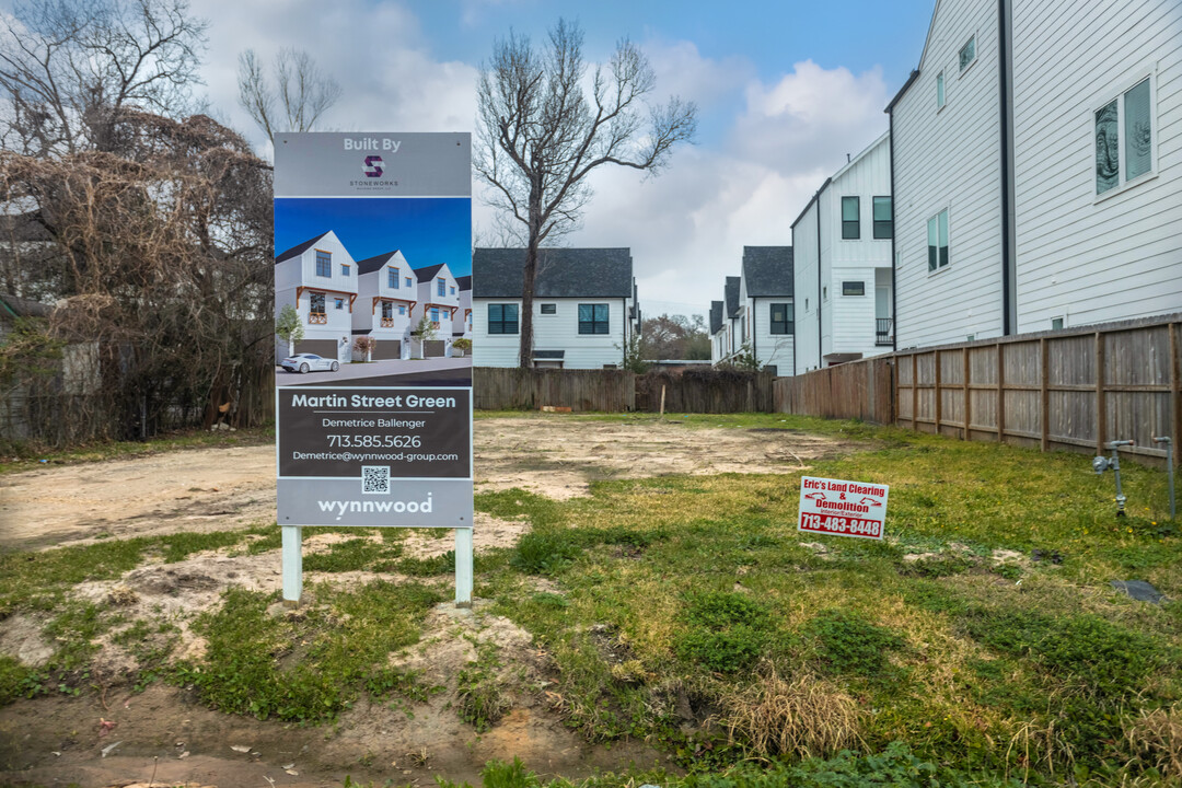 Martin Street Green in Houston, TX - Building Photo