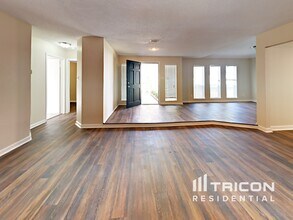 7415 Cortes Dr in Houston, TX - Building Photo - Building Photo
