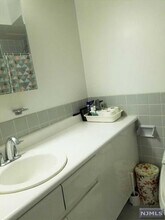 1512 Palisade Ave-Unit -6L in Fort Lee, NJ - Building Photo - Building Photo