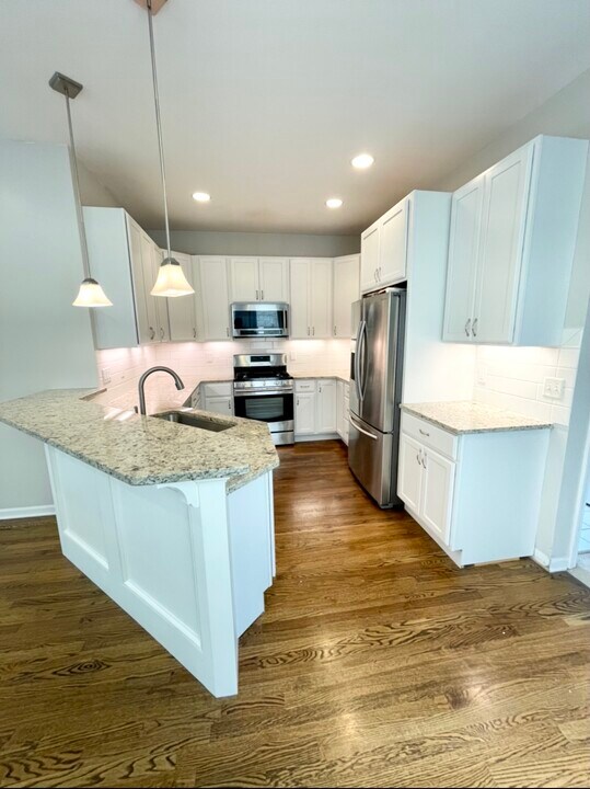 2321 N Lister Ave in Chicago, IL - Building Photo