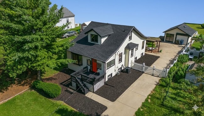 503 N River Rd in Fox River Grove, IL - Building Photo - Building Photo