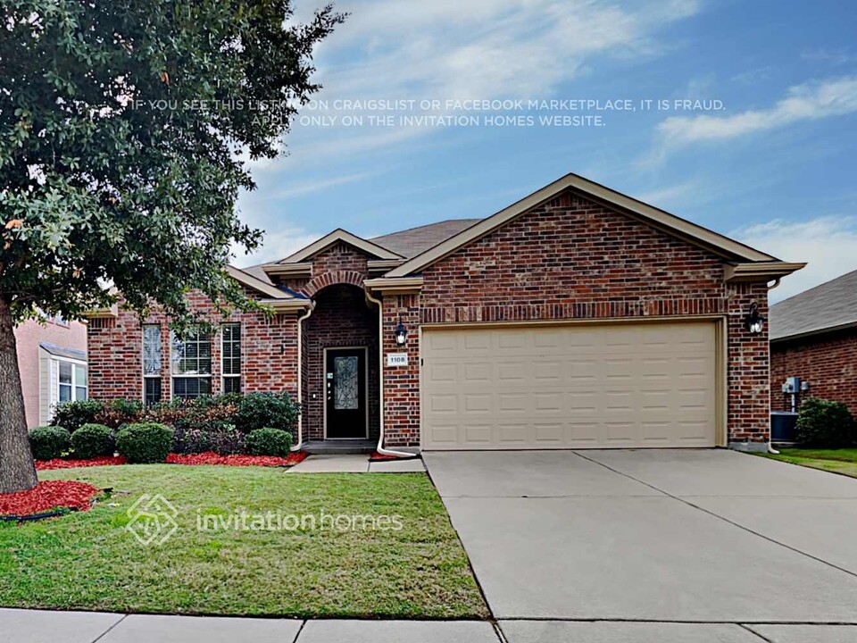 1108 Lake Hollow Dr in Little Elm, TX - Building Photo