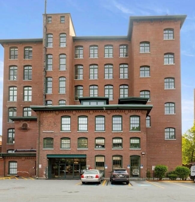 property at 200 Market St