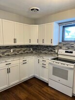 517 Indal St, Unit basement in Redwood Falls, MN - Building Photo