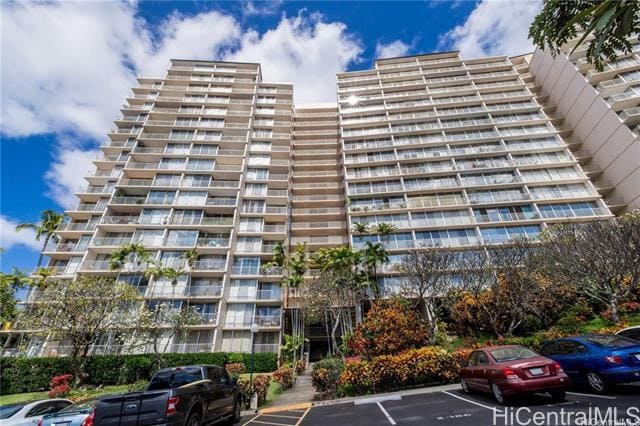 84-740-740 Kili Dr in Waianae, HI - Foto de edificio