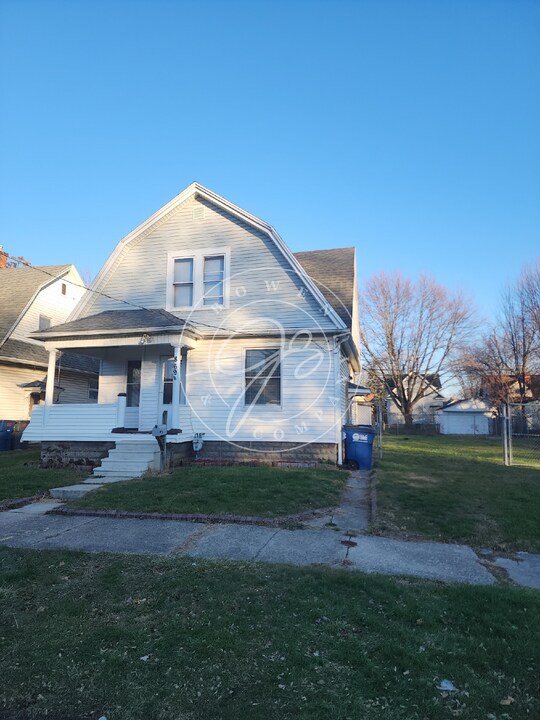 869 Willow Ave in Toledo, OH - Building Photo