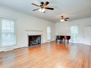 317 W Broadway Ave in Maryville, TN - Building Photo - Building Photo