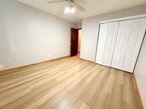 1455-1465-1465 Sheridan Rd in Kenosha, WI - Building Photo - Building Photo