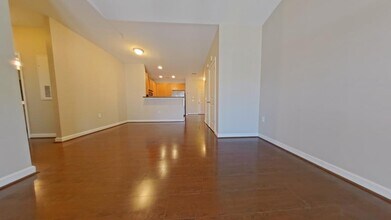 7108 W Friendly Ave in Greensboro, NC - Building Photo - Building Photo