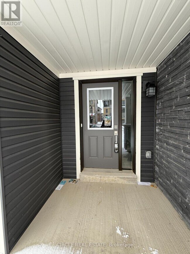 29 Hine Rd in Brantford, ON - Building Photo - Building Photo