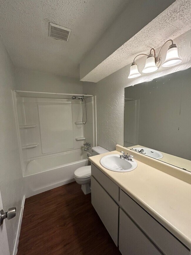 property at 1508 S 13th St