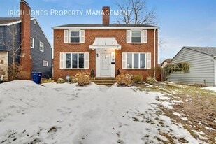 15 Arbour Ln in Buffalo, NY - Building Photo