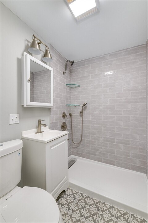 43 Mill St, Unit 4 in Quincy, MA - Foto de edificio