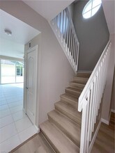 6065 Islandwalk Blvd in Naples, FL - Foto de edificio - Building Photo