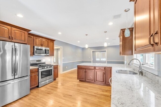 property at 8 Newbury St