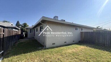 7023 Holland Ave in Citrus Heights, CA - Building Photo - Building Photo