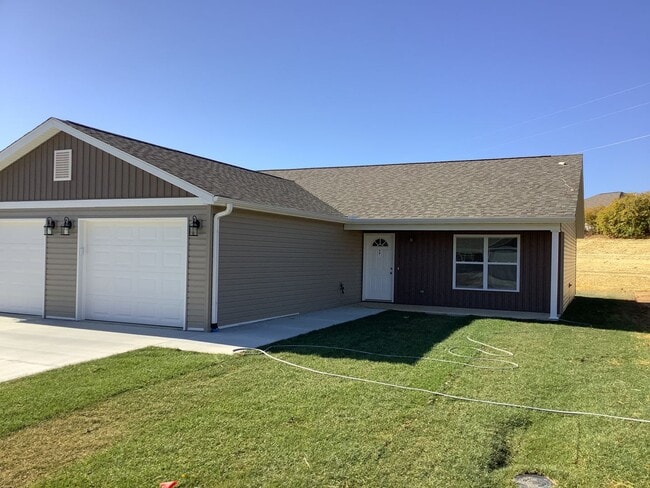 879-881 Highland Pt Dr in Jackson, MO - Building Photo - Building Photo