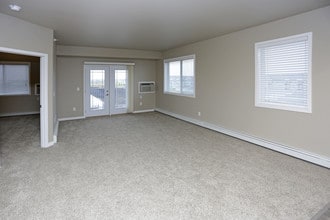 Pinecrest Apartment Homes in Fargo, ND - Foto de edificio - Interior Photo