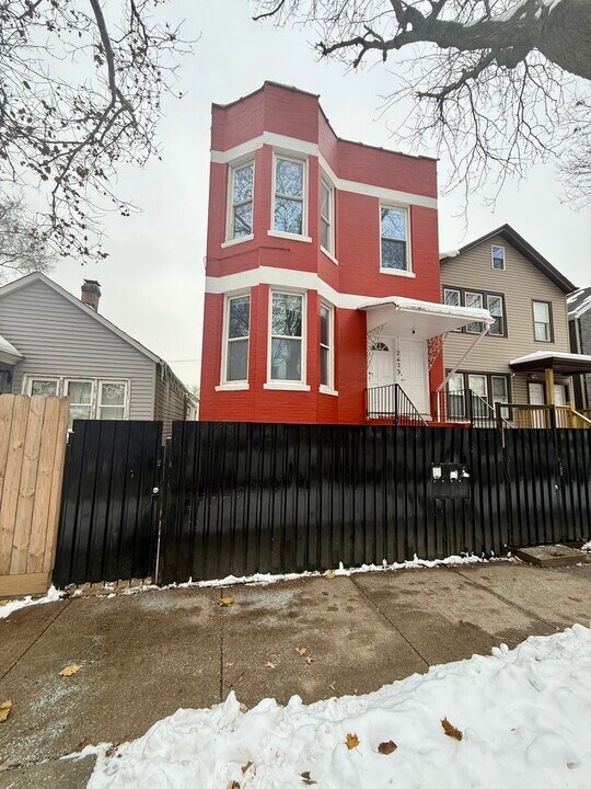 2625 W 23rd Pl in Chicago, IL - Building Photo
