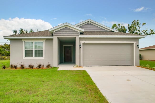 736 SW 5th St