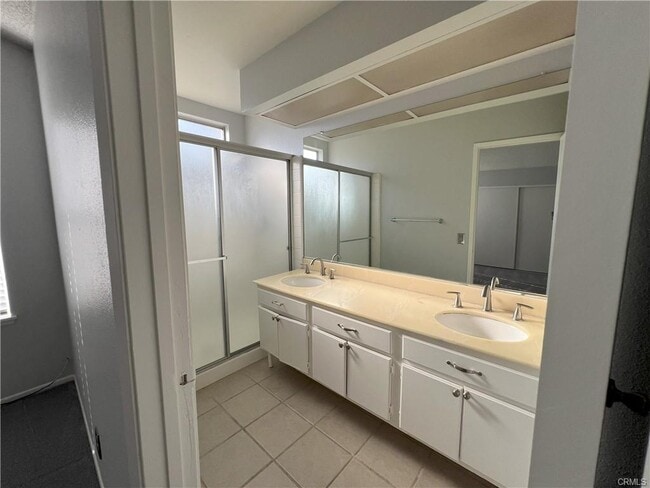 44017 Kirkland Ave in Lancaster, CA - Building Photo - Building Photo