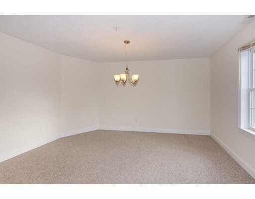 269 W Main St-Unit -4C in Northborough, MA - Building Photo