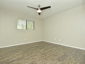 3503 Harmon Ave-Unit -6 in Austin, TX - Building Photo - Building Photo