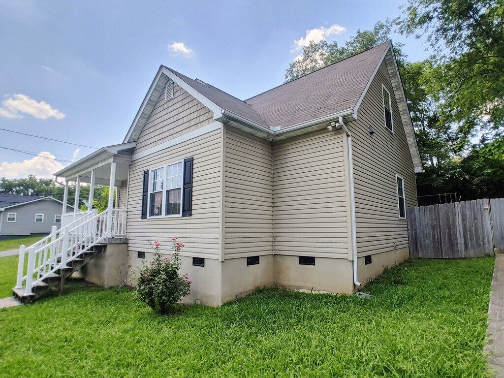 2401 E Glenwood Ave Rentals in Knoxville, TN