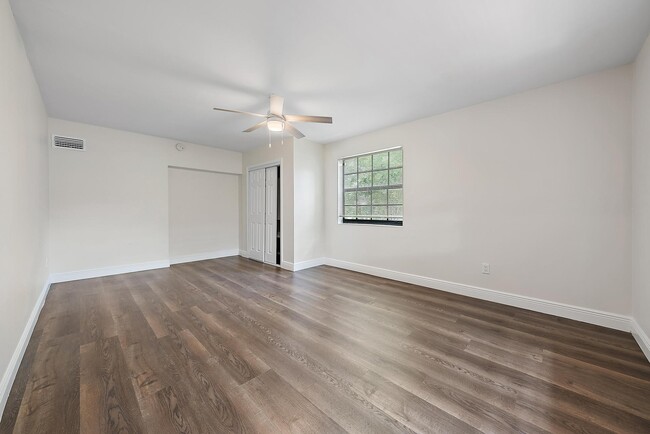 439 31st St in West Palm Beach, FL - Foto de edificio - Building Photo