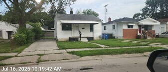 23631 Columbus Ave in Warren, MI - Building Photo