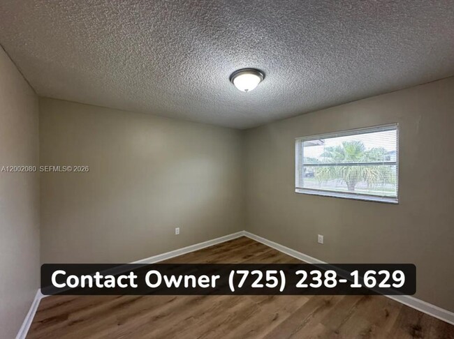 3000 SW 97th Ct in Miami, FL - Building Photo - Building Photo