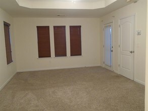 70 Camden Way in Fairburn, GA - Foto de edificio - Building Photo