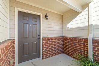 707 Majestic Dr in Crestview, FL - Building Photo - Building Photo