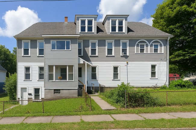 303 Griffiths St in Syracuse, NY - Foto de edificio - Building Photo