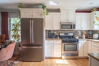 40 Brattle St in Arlington, MA - Building Photo - Building Photo