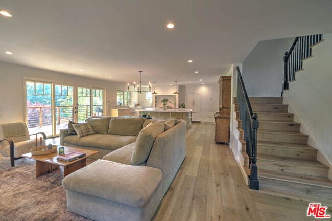 2310 Laguna Cir Dr in Agoura Hills, CA - Building Photo - Building Photo