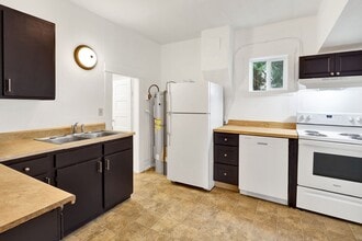 1241 Grant St in Bellingham, WA - Building Photo - Building Photo