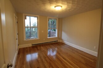 125 Princeton St, Unit 2 in Boston, MA - Building Photo - Building Photo