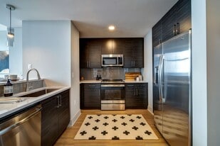 511 Faye in Raleigh, NC - Building Photo