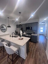 14810 Jefferson Hwy in Baton Rouge, LA - Foto de edificio - Building Photo