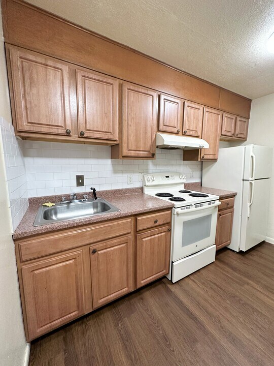 68 Butler St in Boston, MA - Building Photo