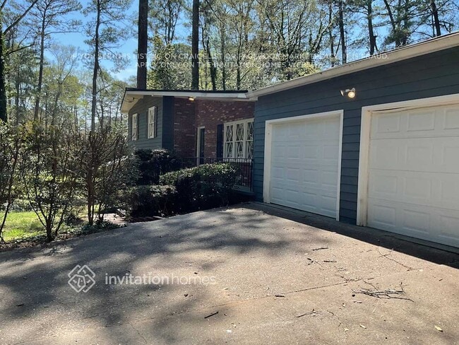 3064 Nottaway Ct in Atlanta, GA - Building Photo - Building Photo