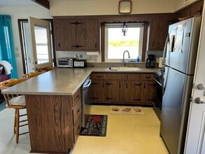 162R Pettey Ln in Westport, MA - Building Photo - Building Photo