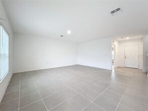 5627 Costa Blanca Wy in Davenport, FL - Building Photo - Building Photo