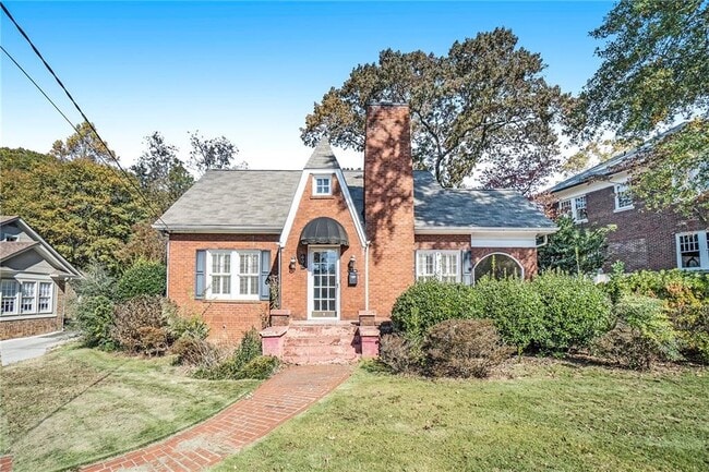 property at 605 Clairemont Ave