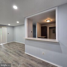 904 Thornton Ct in North Wales, PA - Foto de edificio - Building Photo